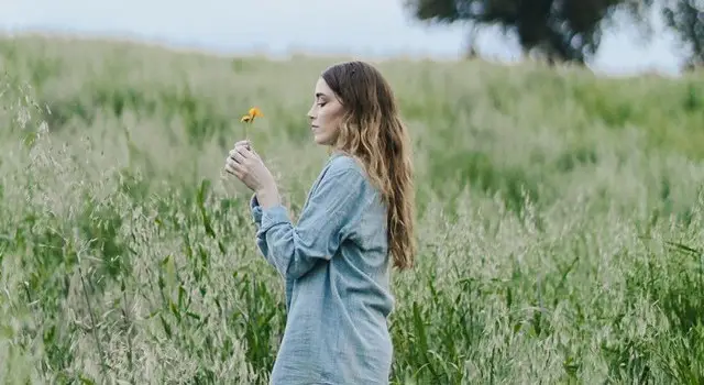 lady in field